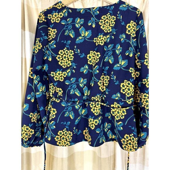 J. Crew Navy Blue Floral Long Sleeve Wrap Blouse Sz 6 EUC // office / dressy - Picture 2 of 11